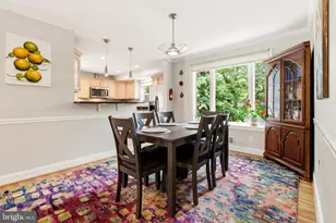 9104 Drake Pl, College Park, MD 20740 - Photo 10
