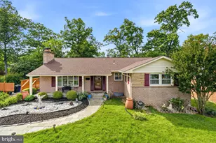 9104 Drake Pl, College Park, MD 20740 - Photo 2