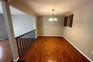 8121 Fenwick Ct, Laurel, MD 20707 - Photo 10