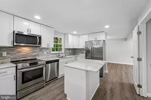14026 Briarwood Dr, Laurel, MD 20708 - Photo 2