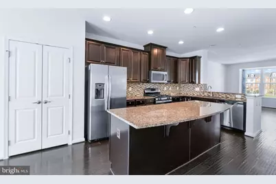 5365 S Center Drive, Greenbelt, MD 20770 - Photo 8