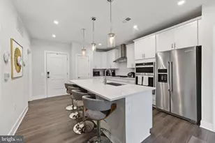 102 St Ives Pl, Oxon Hill, MD 20745 - Photo 4