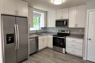 2904 White Pine Ct, Temple Hills, MD 20748 - Photo 6