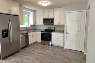 2904 White Pine Ct, Temple Hills, MD 20748 - Photo 8