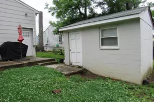 401 70th St, Capitol Heights, MD 20743 - Photo 2