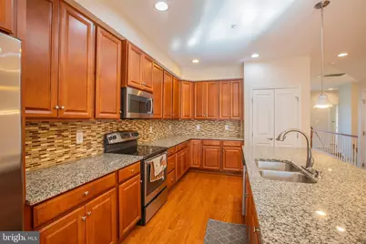 5307 S Center Drive #304D, Greenbelt, MD 20770 - Photo 4