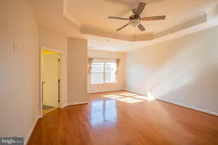 5307 S Center Dr, Greenbelt, MD 20770 - Photo 30