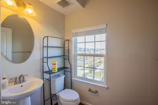 5307 S Center Dr, Greenbelt, MD 20770 - Photo 40