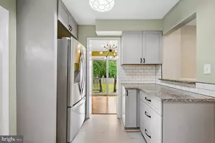 6208 Elmhurst St, District Heights, MD 20747 - Photo 10
