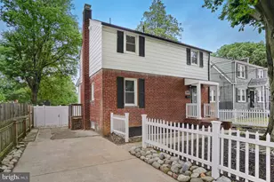 6208 Elmhurst St, District Heights, MD 20747 - Photo 2