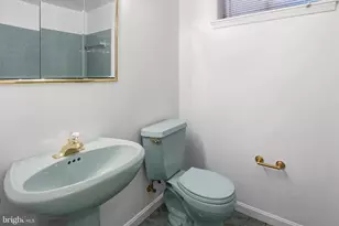 6105 Gallery St, Bowie, MD 20720 - Photo 36