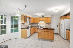 7304 Westwind Dr, Bowie, MD 20715 - Photo 10