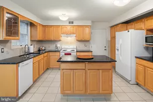 7304 Westwind Dr, Bowie, MD 20715 - Photo 12