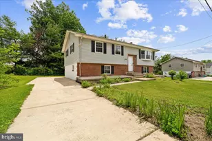 11705 Battersea Dr, Beltsville, MD 20705 - Photo 2