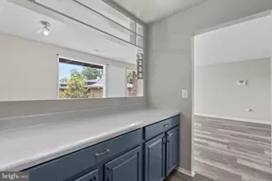 516 Wilson Bridge Dr, Oxon Hill, MD 20745 - Photo 8