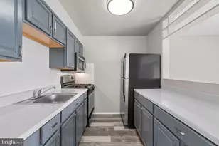 516 Wilson Bridge Dr, Oxon Hill, MD 20745 - Photo 12
