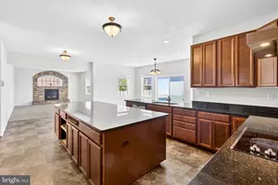 9604 Lormar Ln, Clinton, MD 20735 - Photo 8