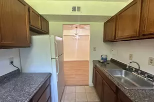 3831 Hamilton St, Hyattsville, MD 20781 - Photo 8