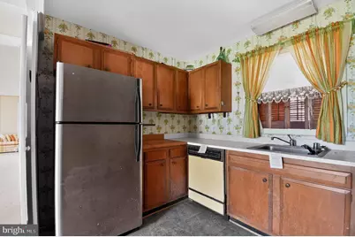 16109 Pond Meadow Lane, Bowie, MD 20716 - Photo 10