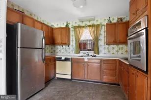 16109 Pond Meadow Ln, Bowie, MD 20716 - Photo 12
