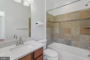 721 River Mist Dr, Oxon Hill, MD 20745 - Photo 24