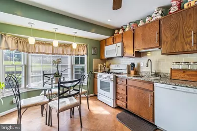 5252 W Boniwood Turn, Clinton, MD 20735 - Photo 4