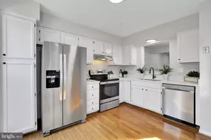 11407 Falcon Ridge Ct, Beltsville, MD 20705 - Photo 6