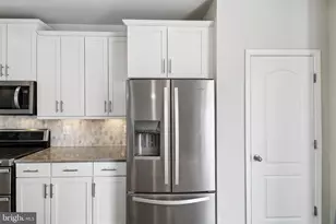 7720 Presidential Pkwy, Upper Marlboro, MD 20774 - Photo 20