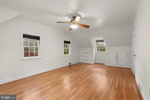 4104 Woodberry St, University Park, MD 20782 - Photo 16