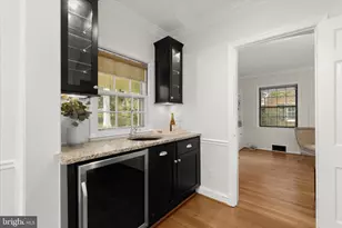 4104 Woodberry St, University Park, MD 20782 - Photo 6
