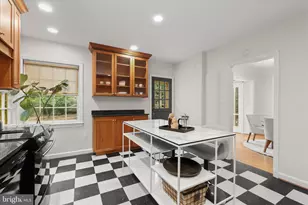4104 Woodberry St, University Park, MD 20782 - Photo 10