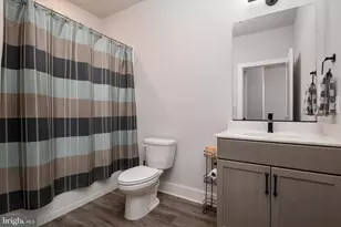 16608 Sylvan Dr, Bowie, MD 20715 - Photo 20
