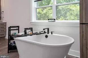 16608 Sylvan Dr, Bowie, MD 20715 - Photo 38