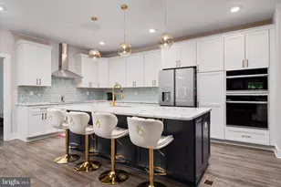 16608 Sylvan Dr, Bowie, MD 20715 - Photo 4