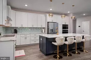 16608 Sylvan Dr, Bowie, MD 20715 - Photo 18