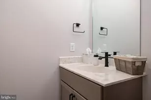 16608 Sylvan Dr, Bowie, MD 20715 - Photo 22