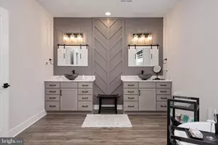 16608 Sylvan Dr, Bowie, MD 20715 - Photo 30