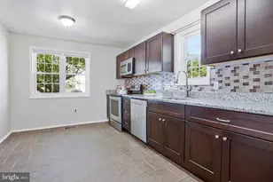 7612 Erica Ln, Laurel, MD 20707 - Photo 14