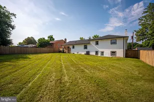 9414 Eldred Pl, Lanham, MD 20706 - Photo 36