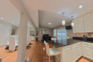 15302 Laurelton Dr, Laurel, MD 20707 - Photo 14