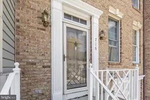 716 Streamside Dr, Bowie, MD 20721 - Photo 2