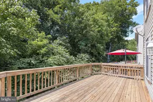 716 Streamside Dr, Bowie, MD 20721 - Photo 4