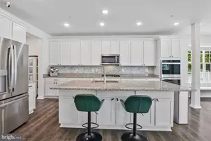 16414 Tortola Dr, Accokeek, MD 20607 - Photo 2