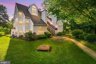 10531 Beacon Ridge Dr, Bowie, MD 20721 - Photo 2