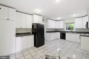 12308 Melling Ln, Bowie, MD 20715 - Photo 10