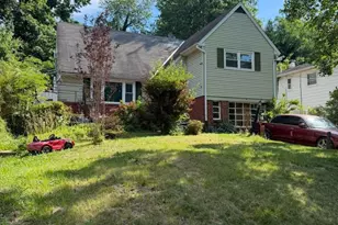 6104 Greenvale Pkwy, Riverdale, MD 20737 - Photo 4