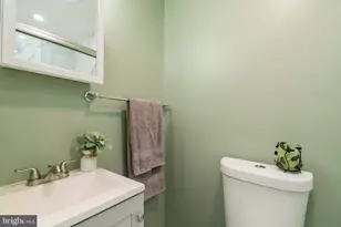 9205 49th Ave, College Park, MD 20740 - Photo 40