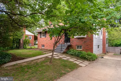 9205 49th Avenue, College Park, MD 20740 - Photo 4