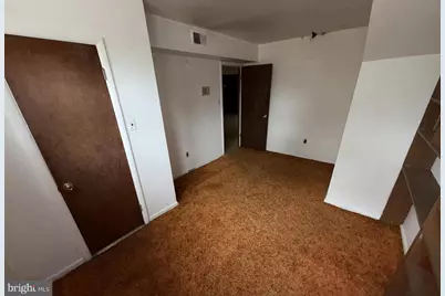 9006 Glenarden Parkway, Glenarden, MD 20706 - Photo 38