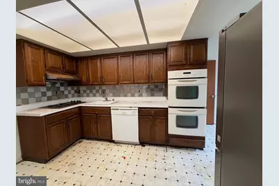 9006 Glenarden Parkway, Glenarden, MD 20706 - Photo 8
